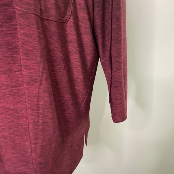 Jones Studio Burgundy Top With Gold Zipper Accent - Picture 4 of 6
